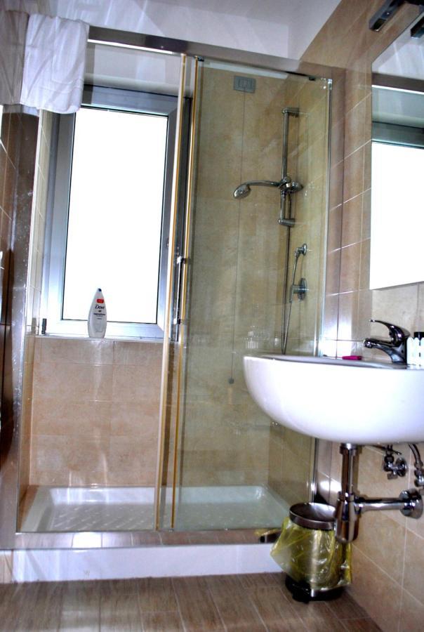 Piazza Dante Hotell Taranto Eksteriør bilde